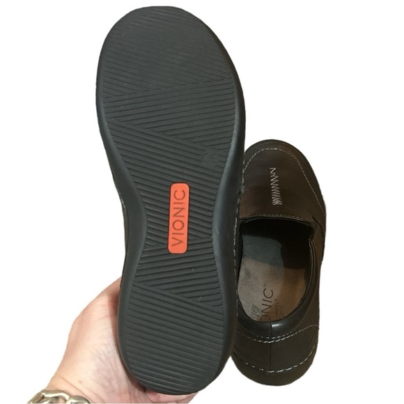 EUC - Vionic Orthaheel Addison Black Women’s Slip on Shoes - size 6 - Picture 6 of 6